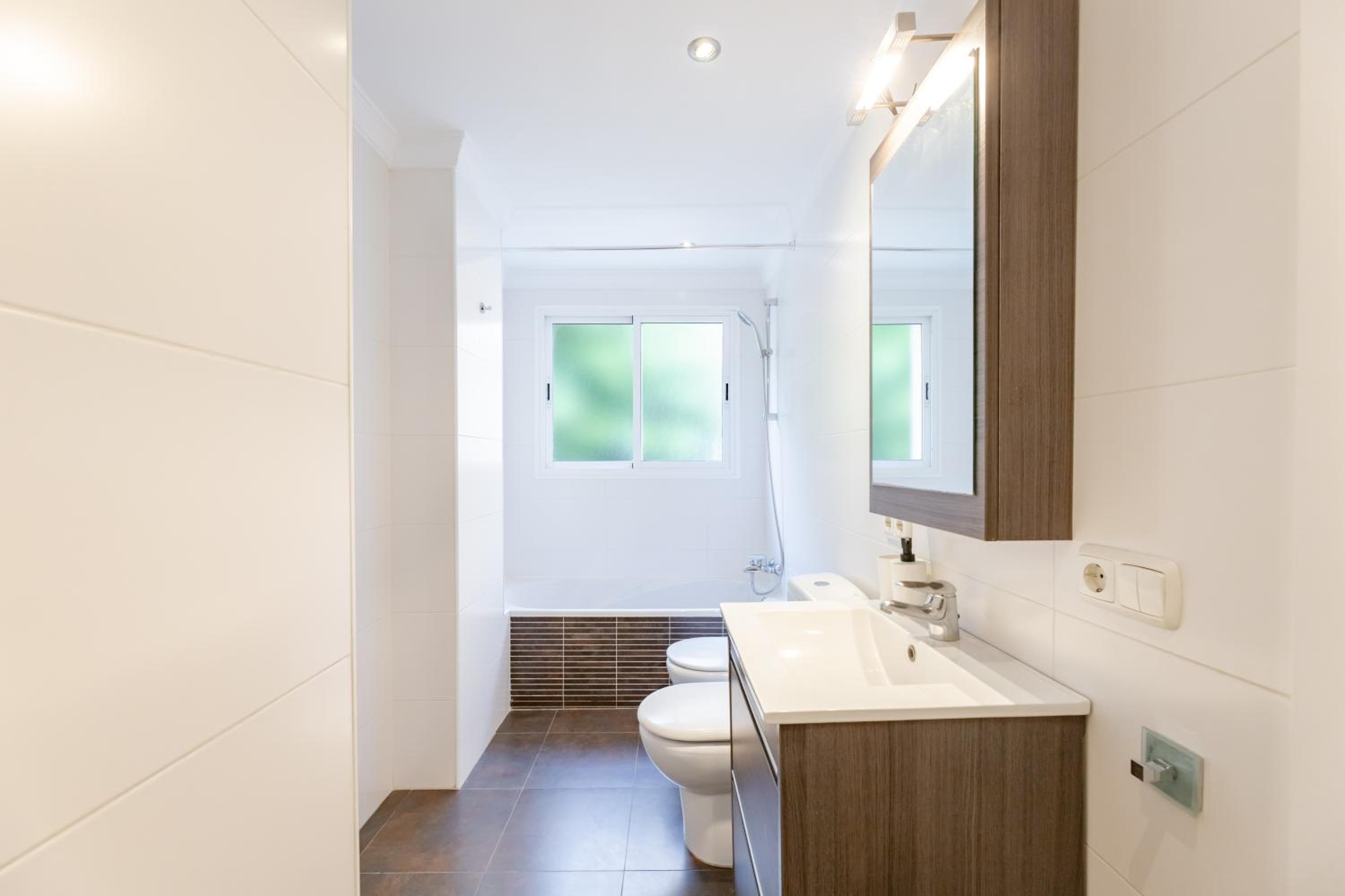 Barquilla Apartment - Kura Homes