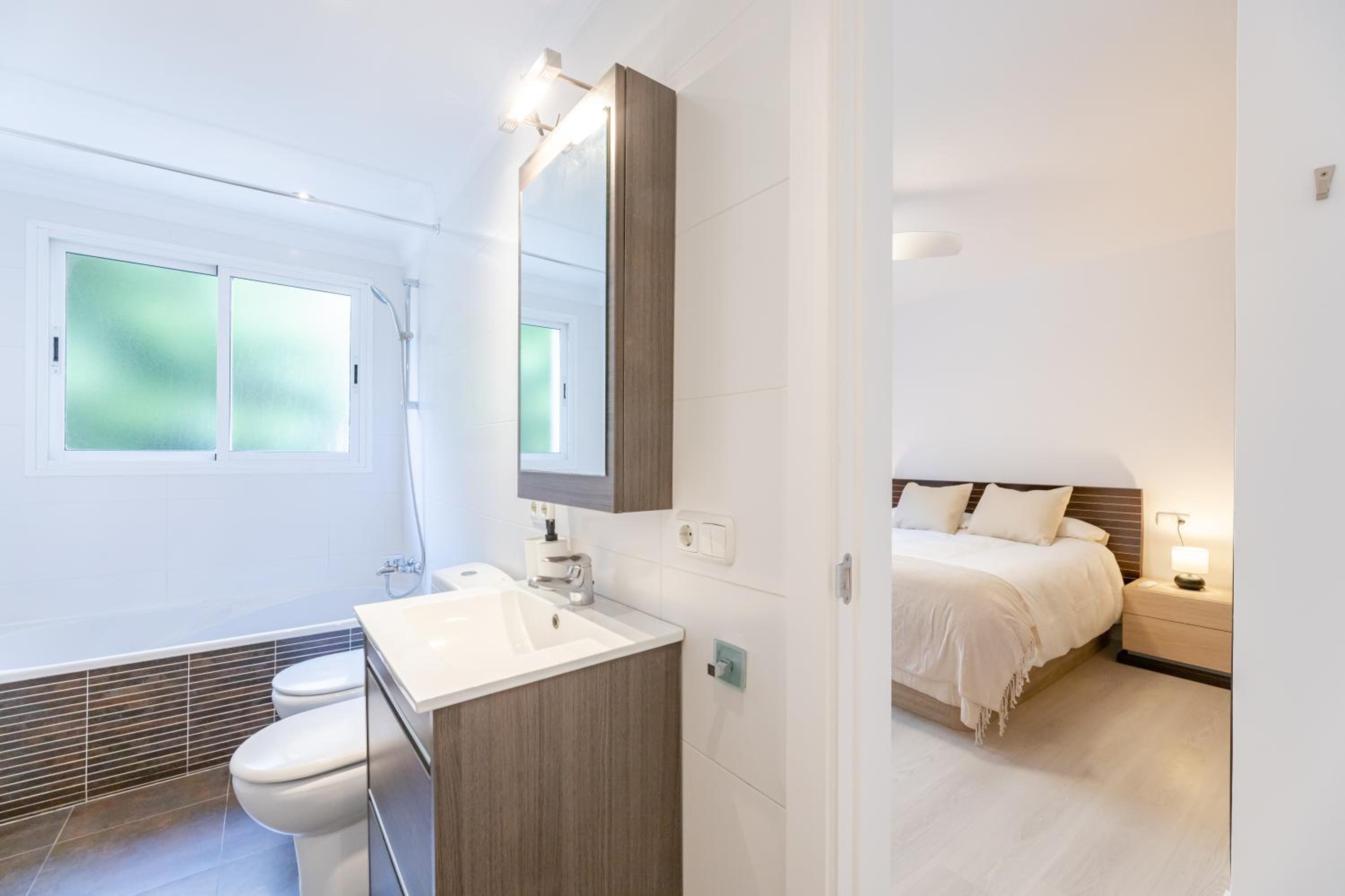 Barquilla Apartment - Kura Homes