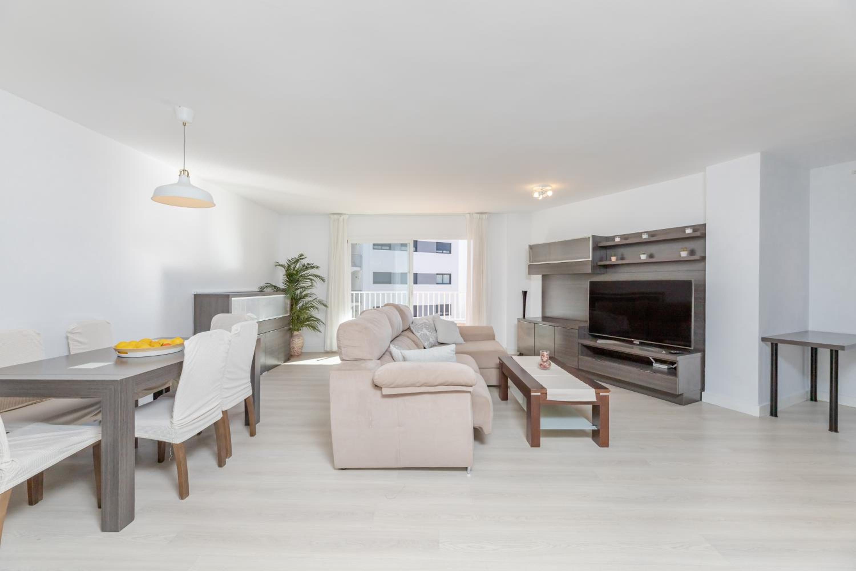 Barquilla Apartment - Kura Homes