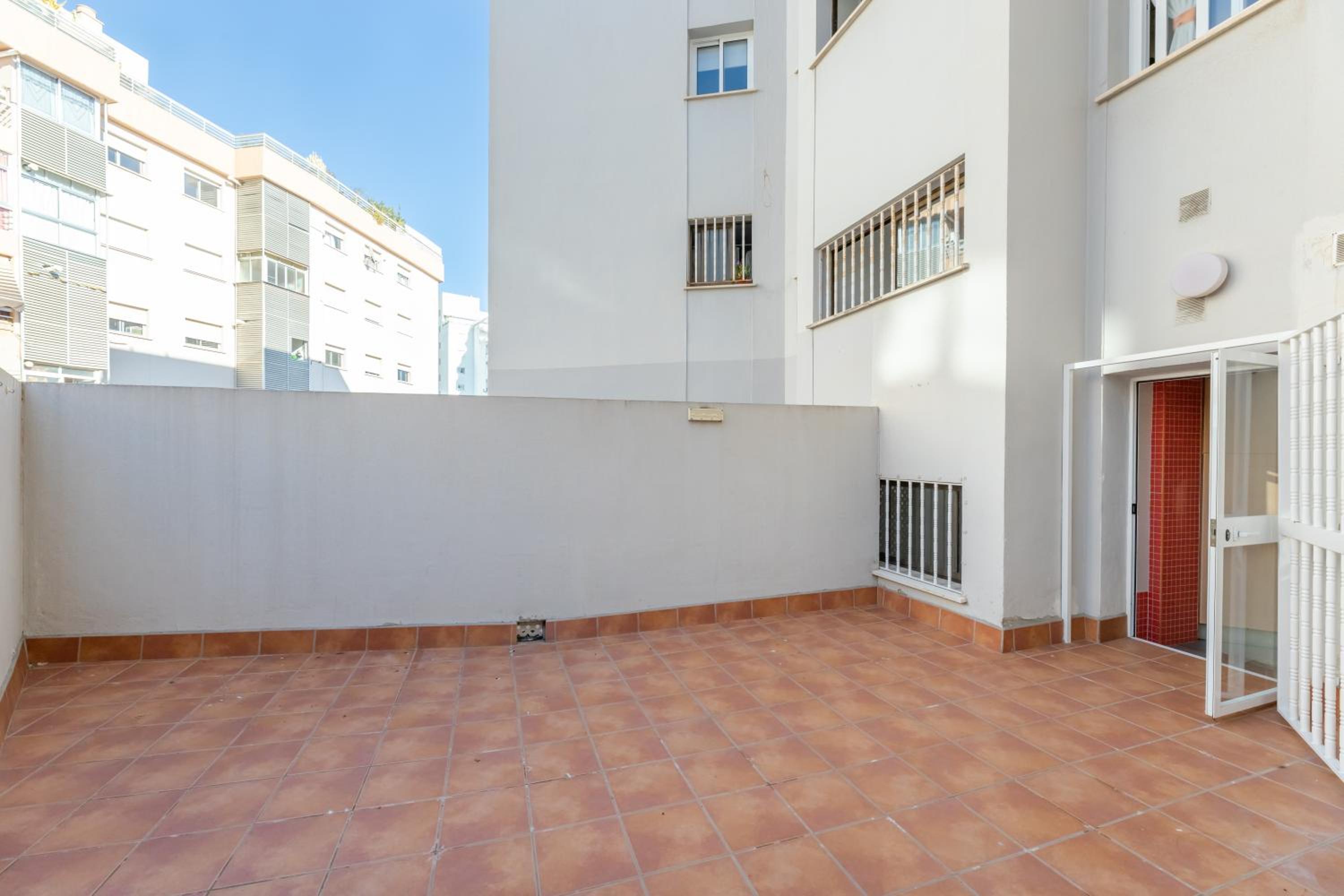 Barquilla Apartment - Kura Homes
