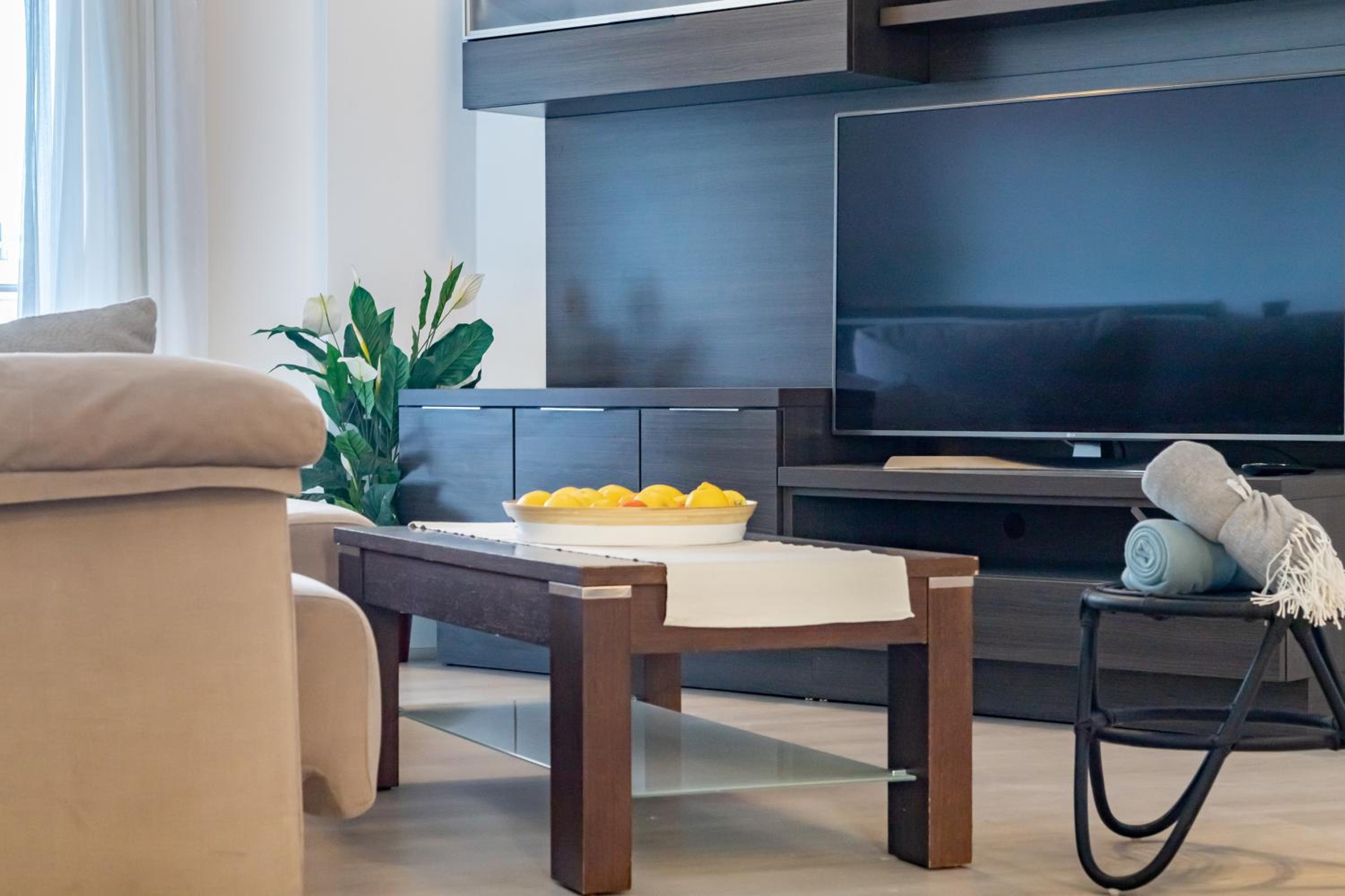 Barquilla Apartment - Kura Homes