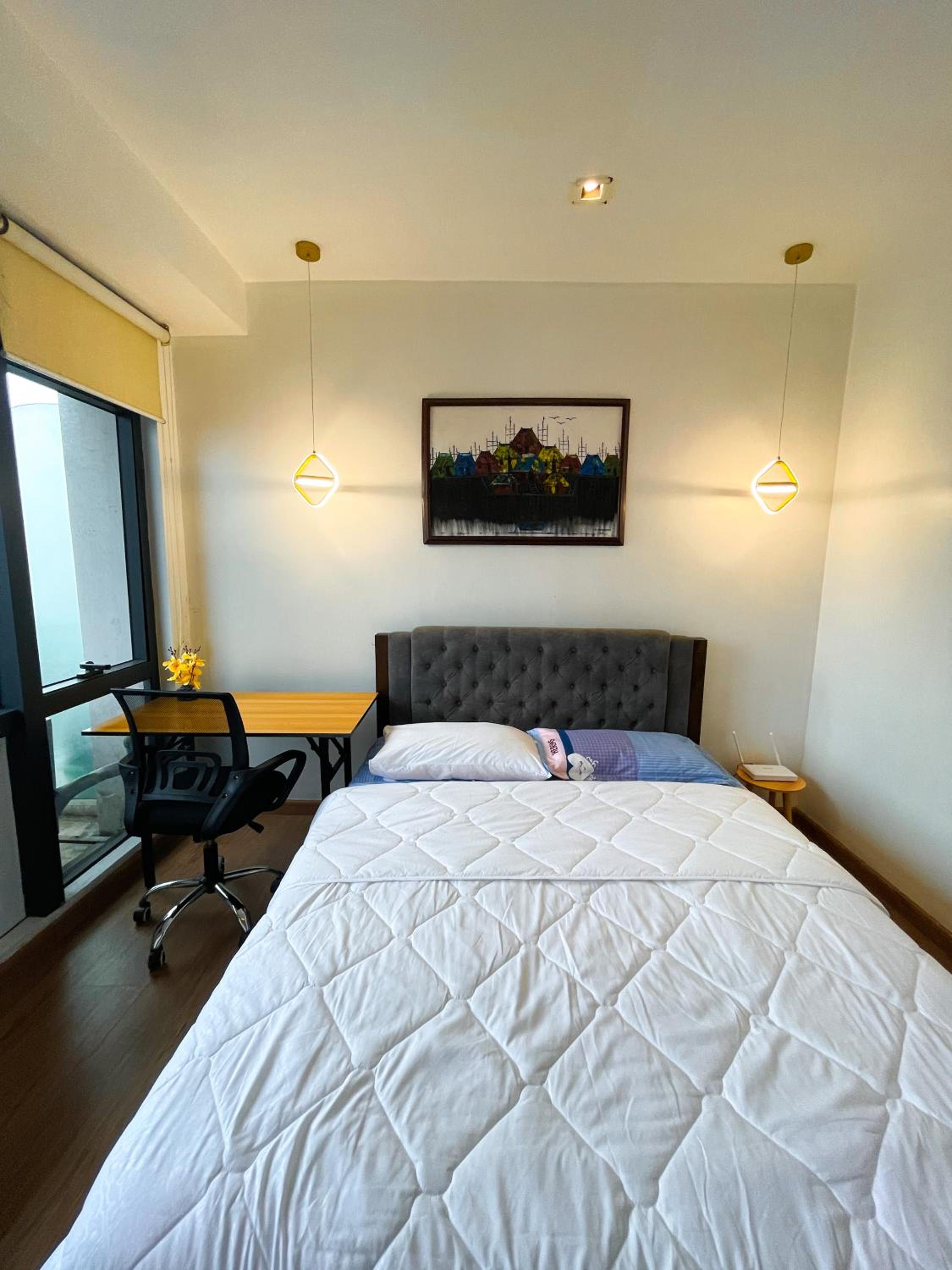 Luxury 2BR Penthouse in Gramercy, Makati view 3