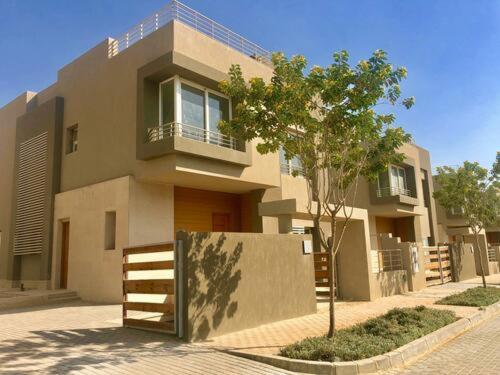 privet villa in palm hills