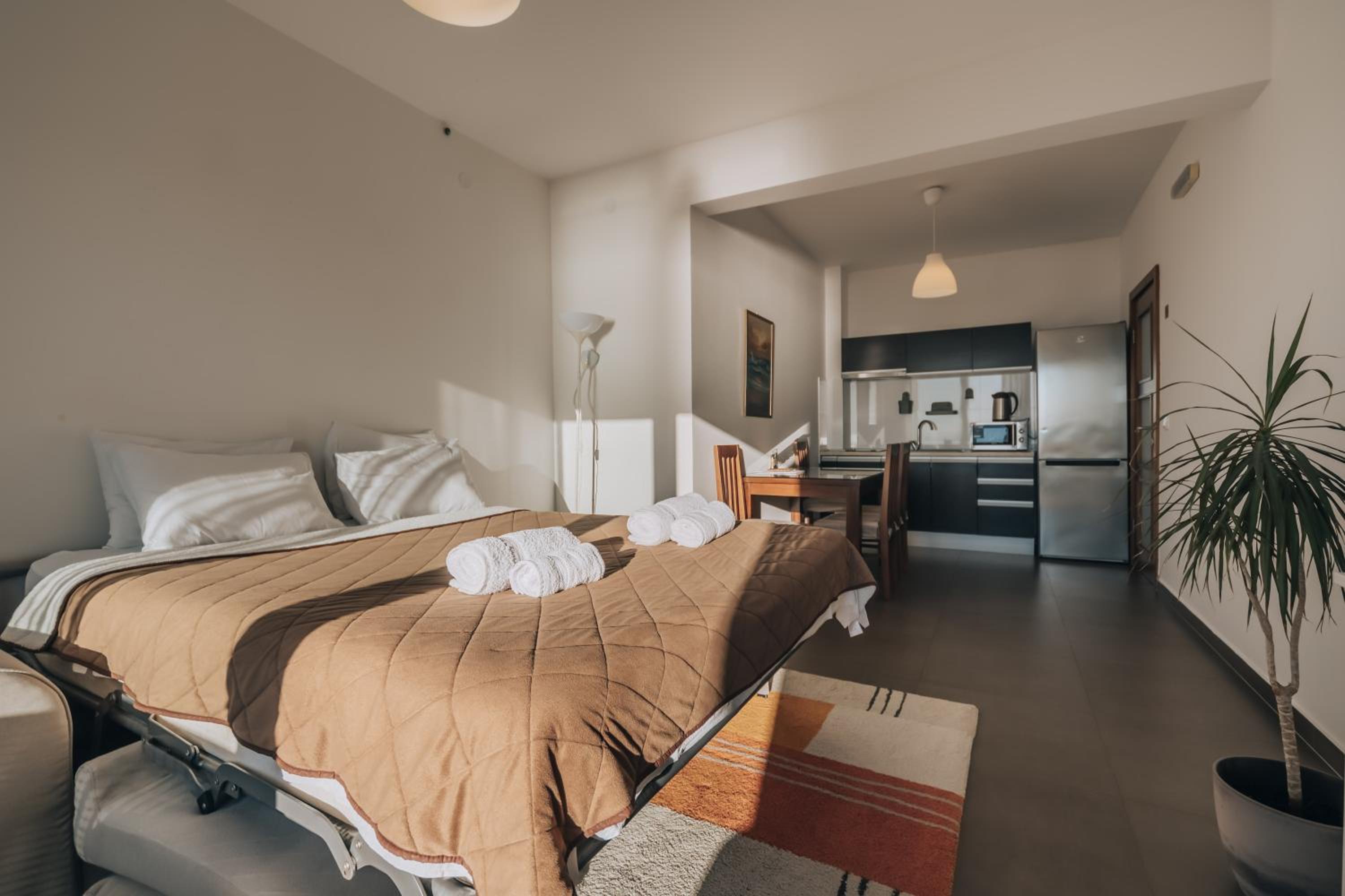 Apartments Kuce Lekovica Beach & snack bar- Bistro