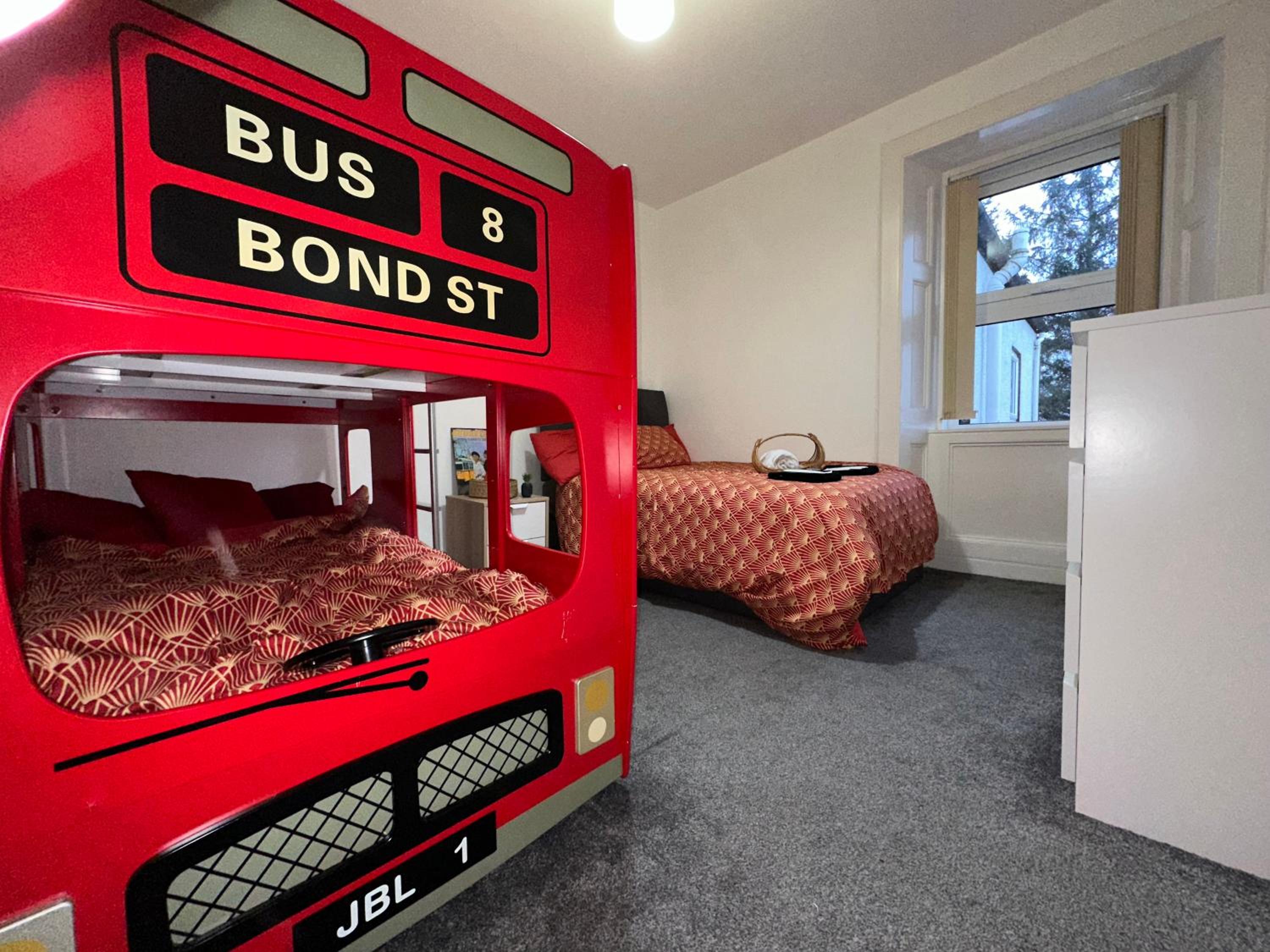 Station Signature Apartment near Lanark