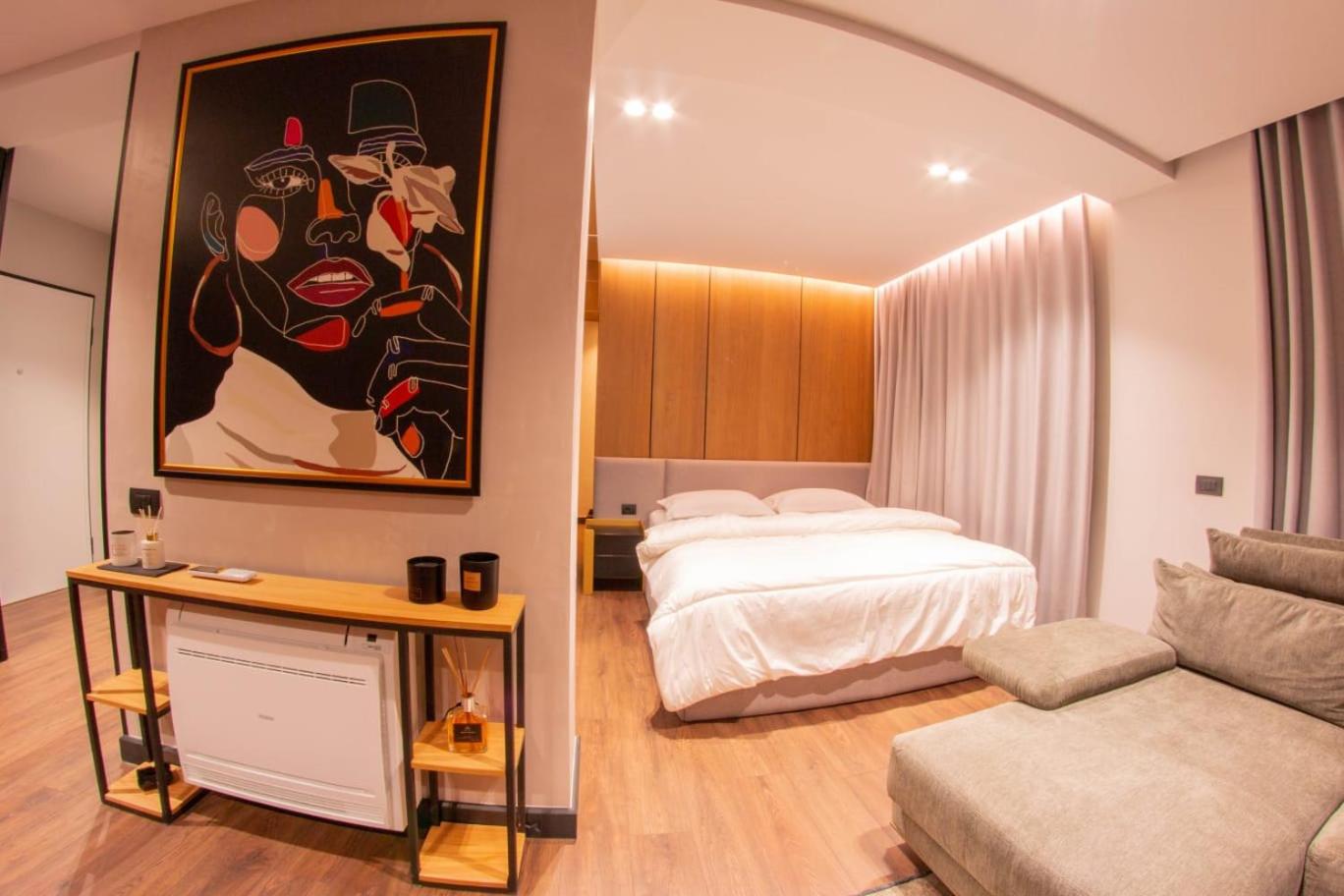 The Luxury Hideway