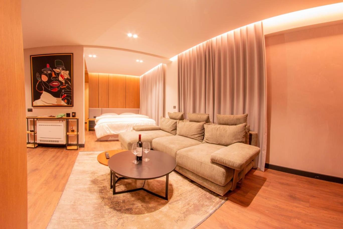 The Luxury Hideway