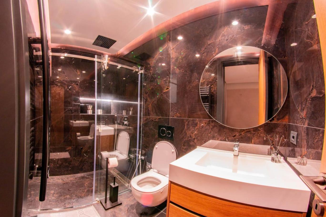 The Luxury Hideway