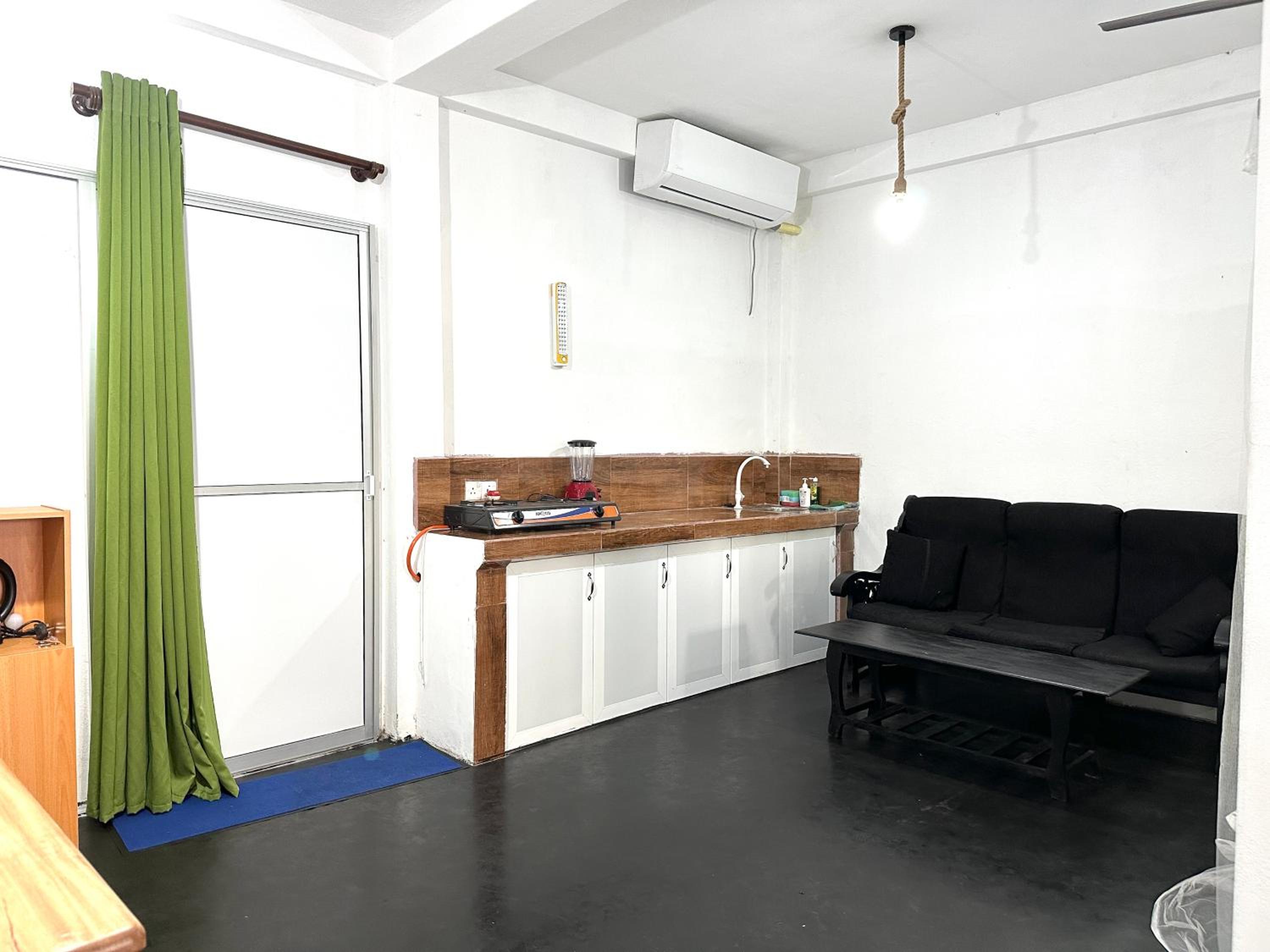 Sana Studio view 4