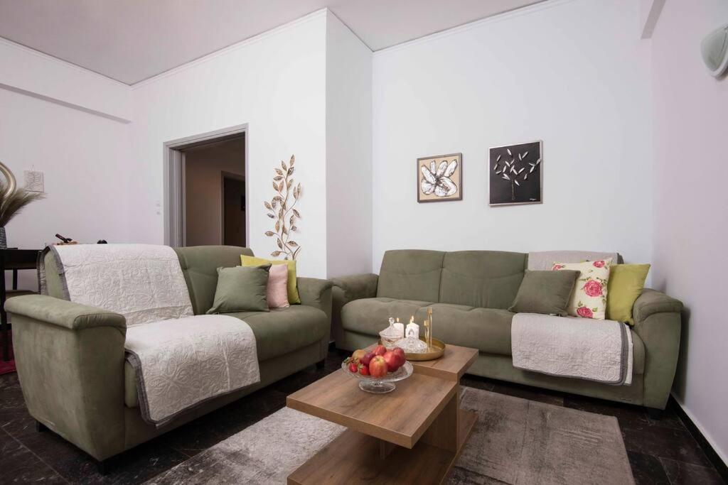 Lovely,central, spacious 2-bedrooms apartment
