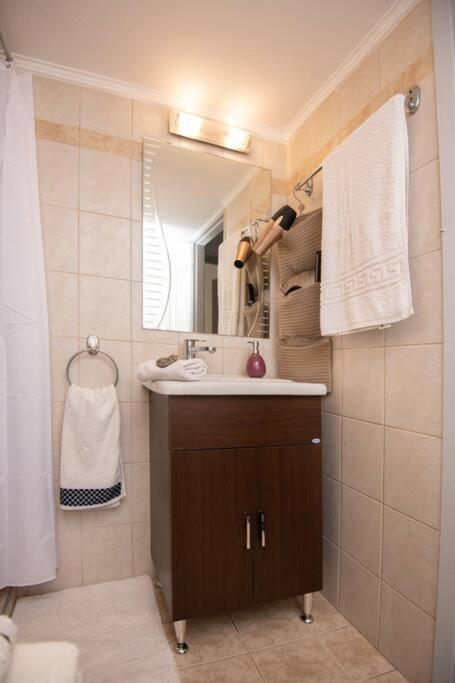 Lovely,central, spacious 2-bedrooms apartment