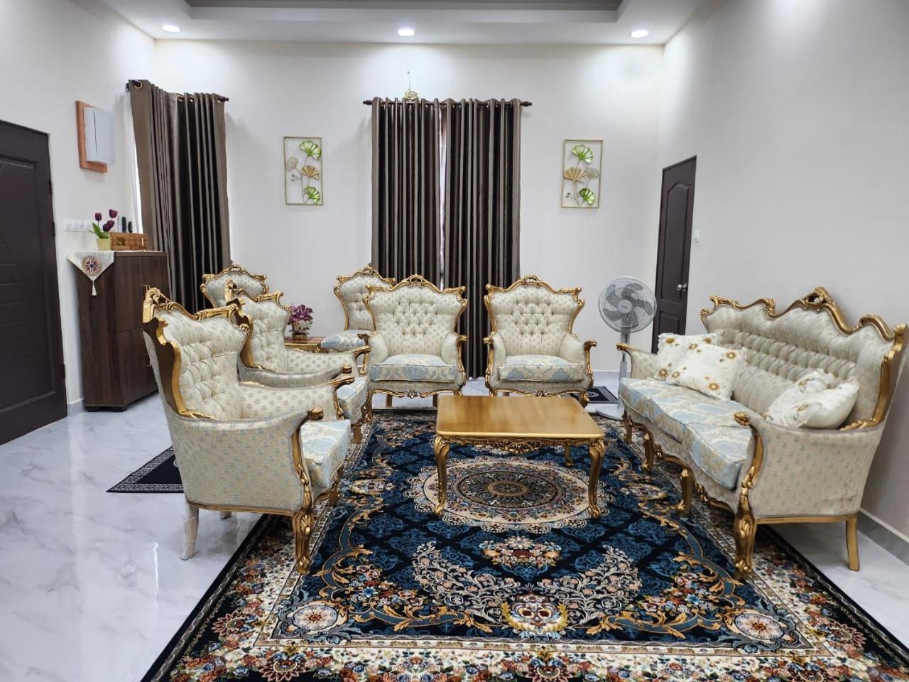 Restu Villa Homestay