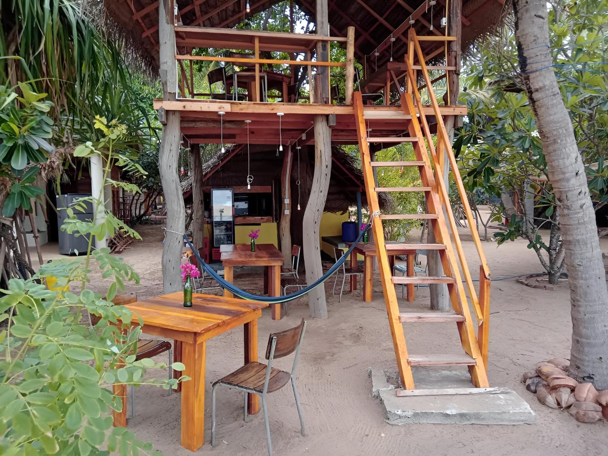 Breezy Beach Cabanas