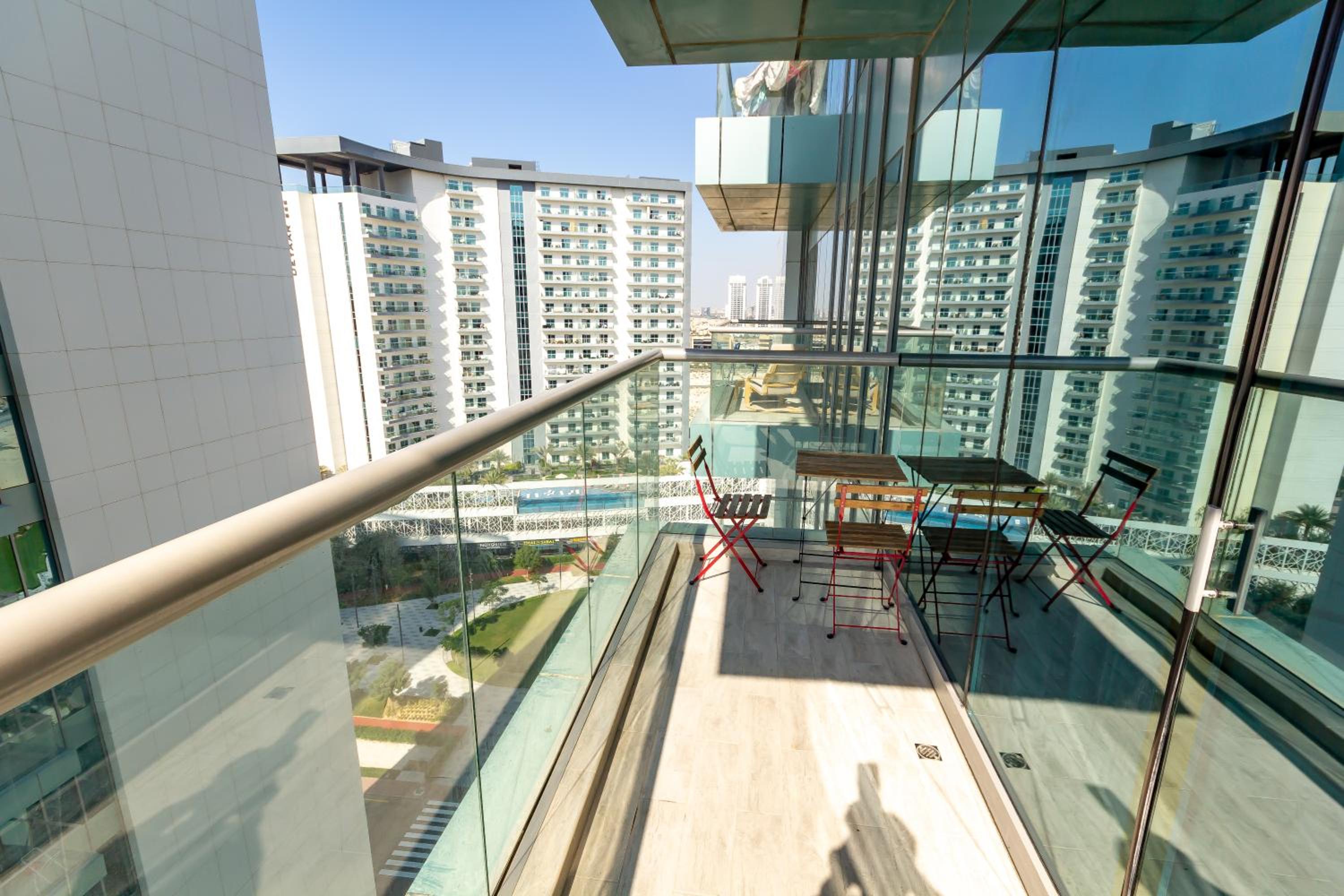 Deluxe One Bedroom Apartment for rent in Dubai Al Barsha south — Dubai photo 4