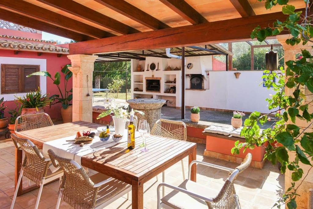 Finca REIG in Traumlage,Pool,strandnah,schnelles WIFI,Klima