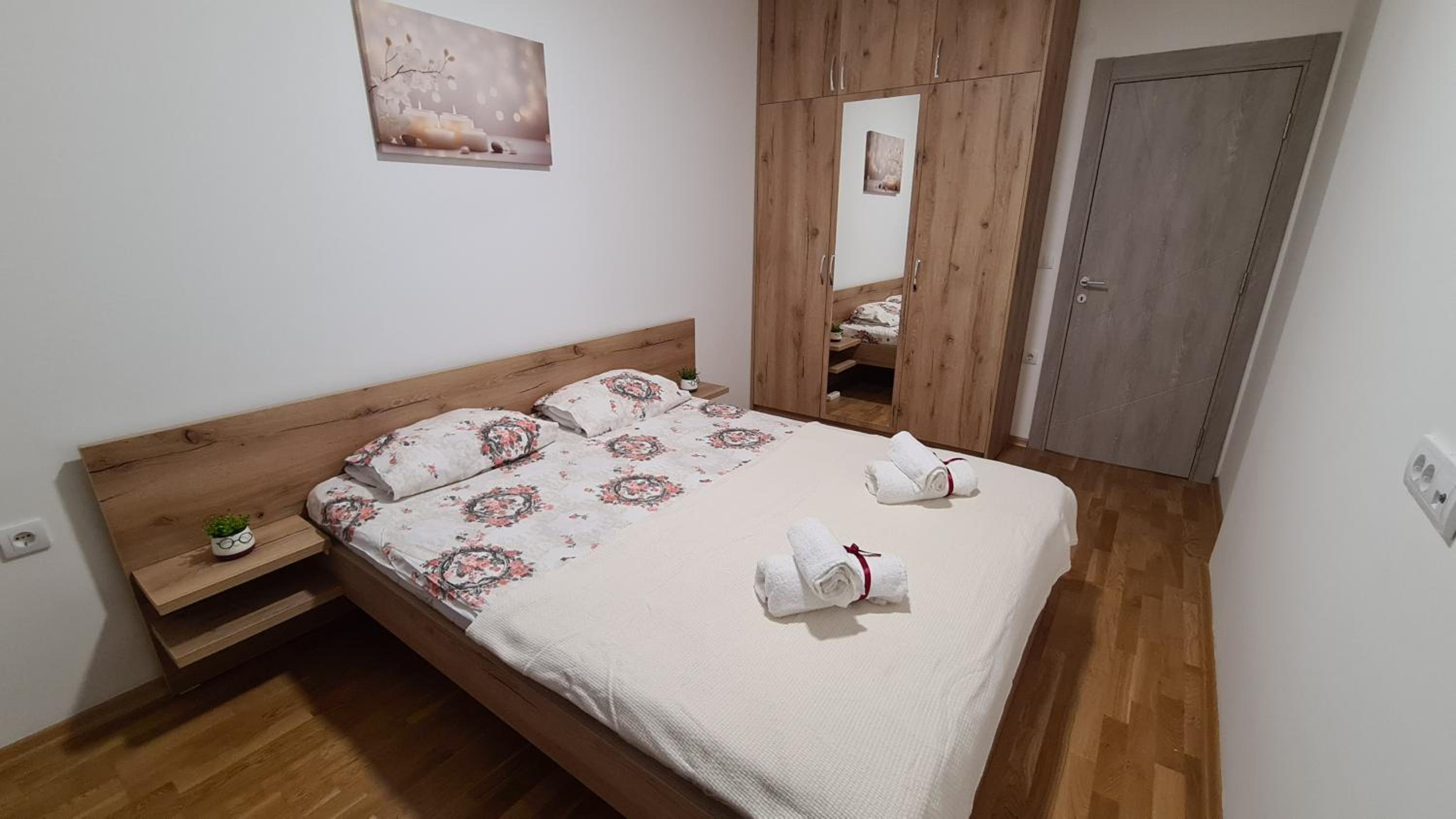 Apartment Leona