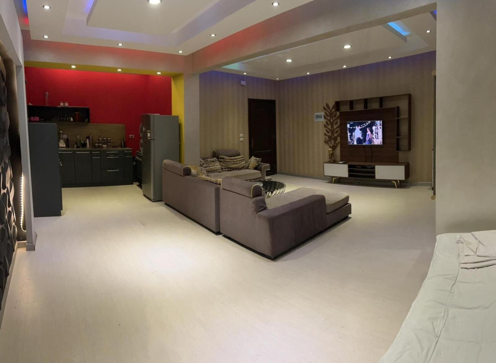 Cozy Apartment With Garden in sheikh Zayed