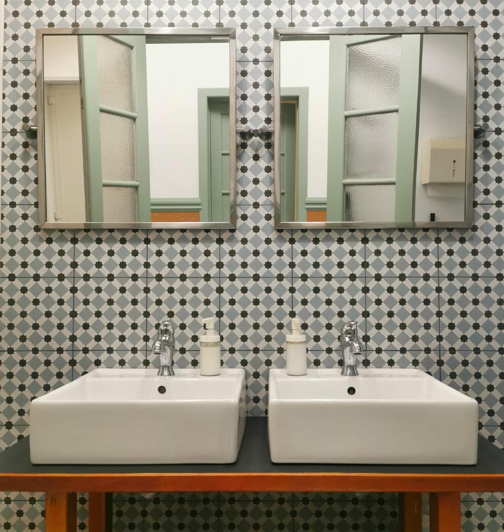 Ey Lisbon GuestHouse
