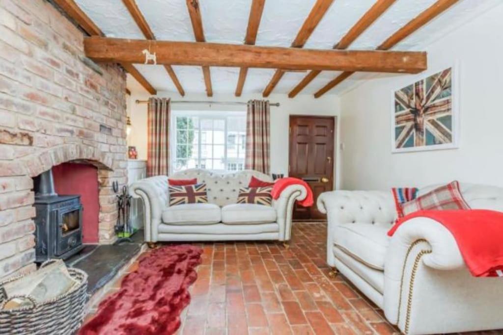 Eaves Cottage