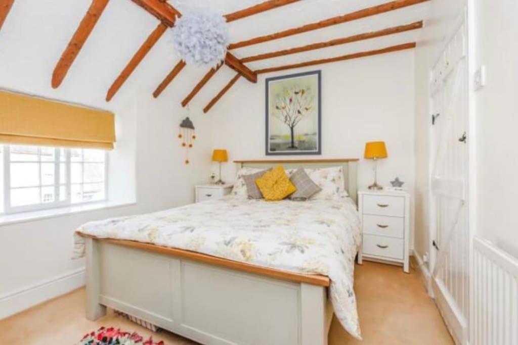 Eaves Cottage