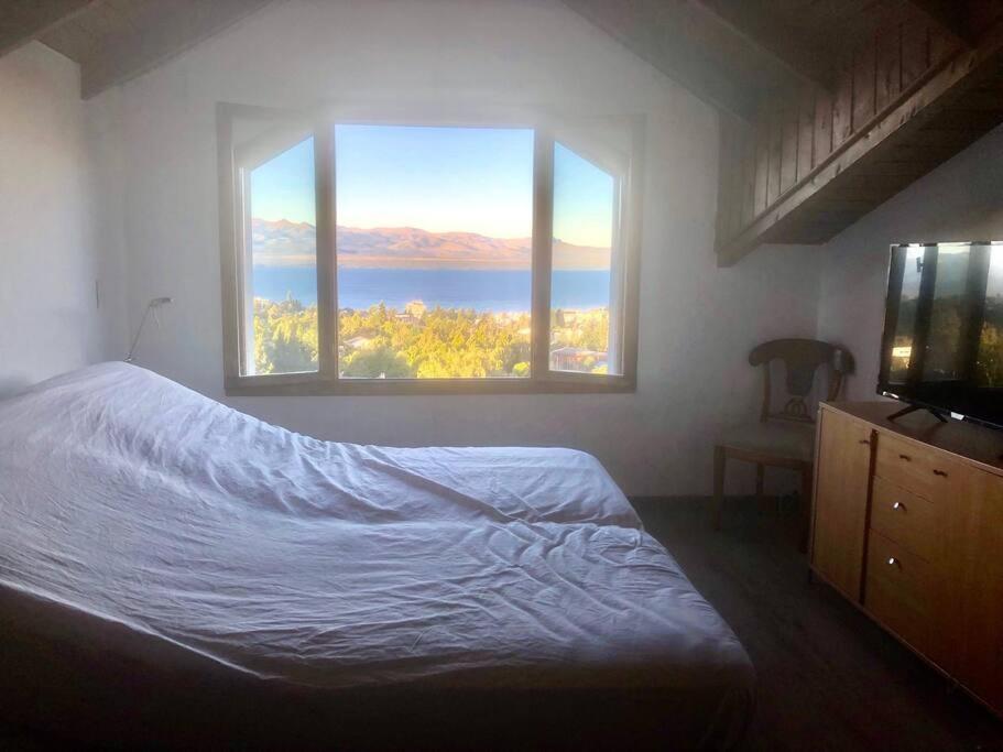 Casa con Increíble Vista al Lago (Michay)