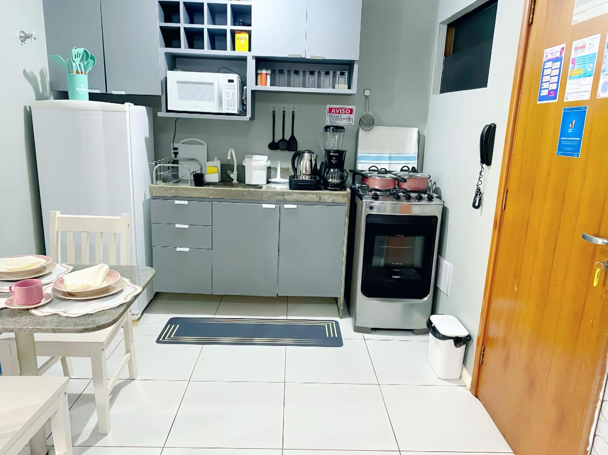 FLAT Praia Boa Viagem - Piscina no ROFTOP - Garagem & WIFI - REFORMADO - Ar condicionado - 24H CHECK IN - Shopping Recife - Enxoval Incluso