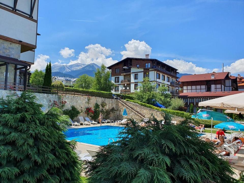 Spacious luxury studio with mountain view - SPA available