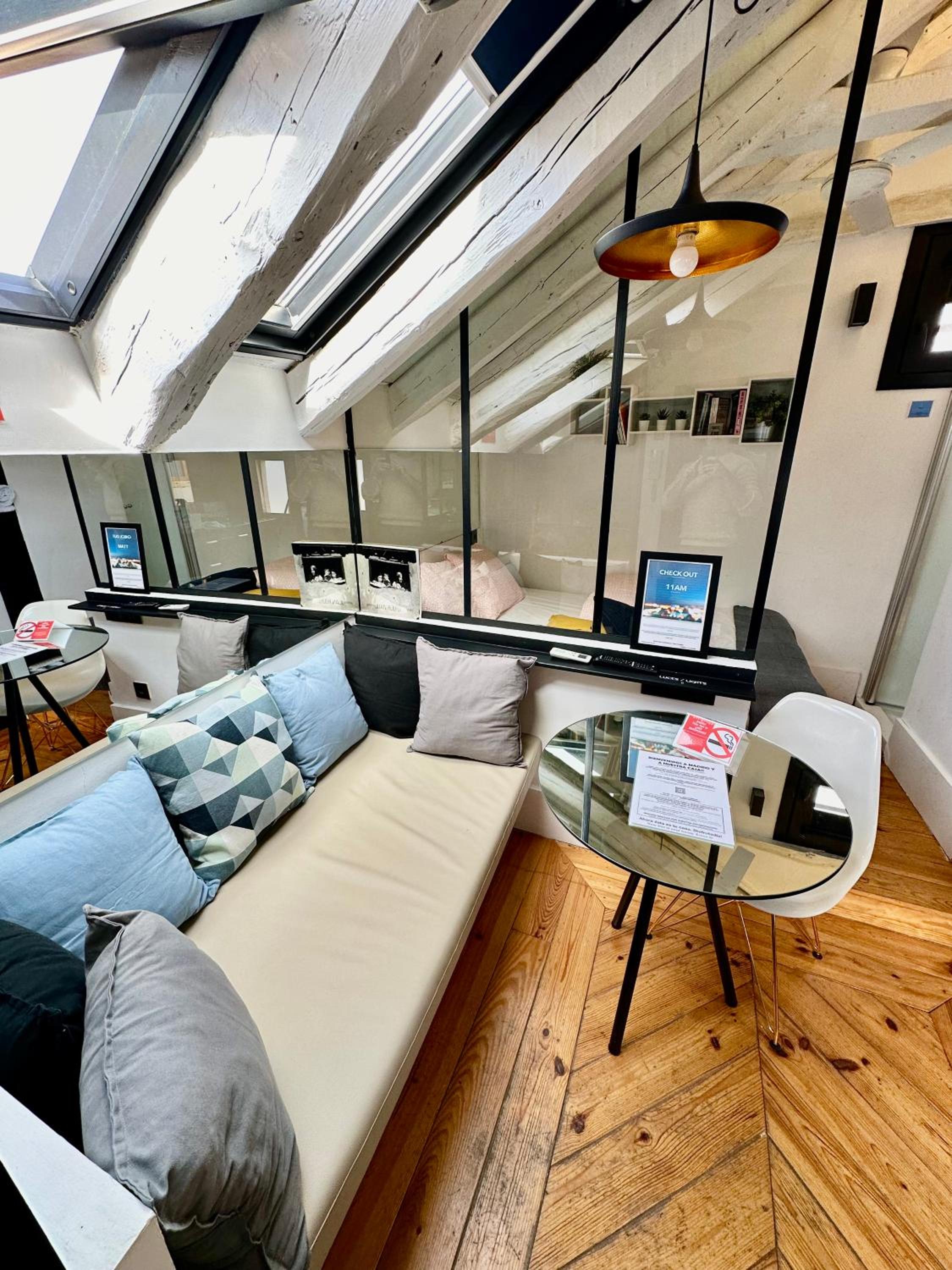 lounge