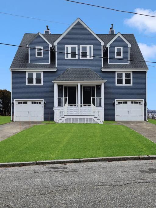 The Coastal Vibes House in Pawtuxet Village view 2