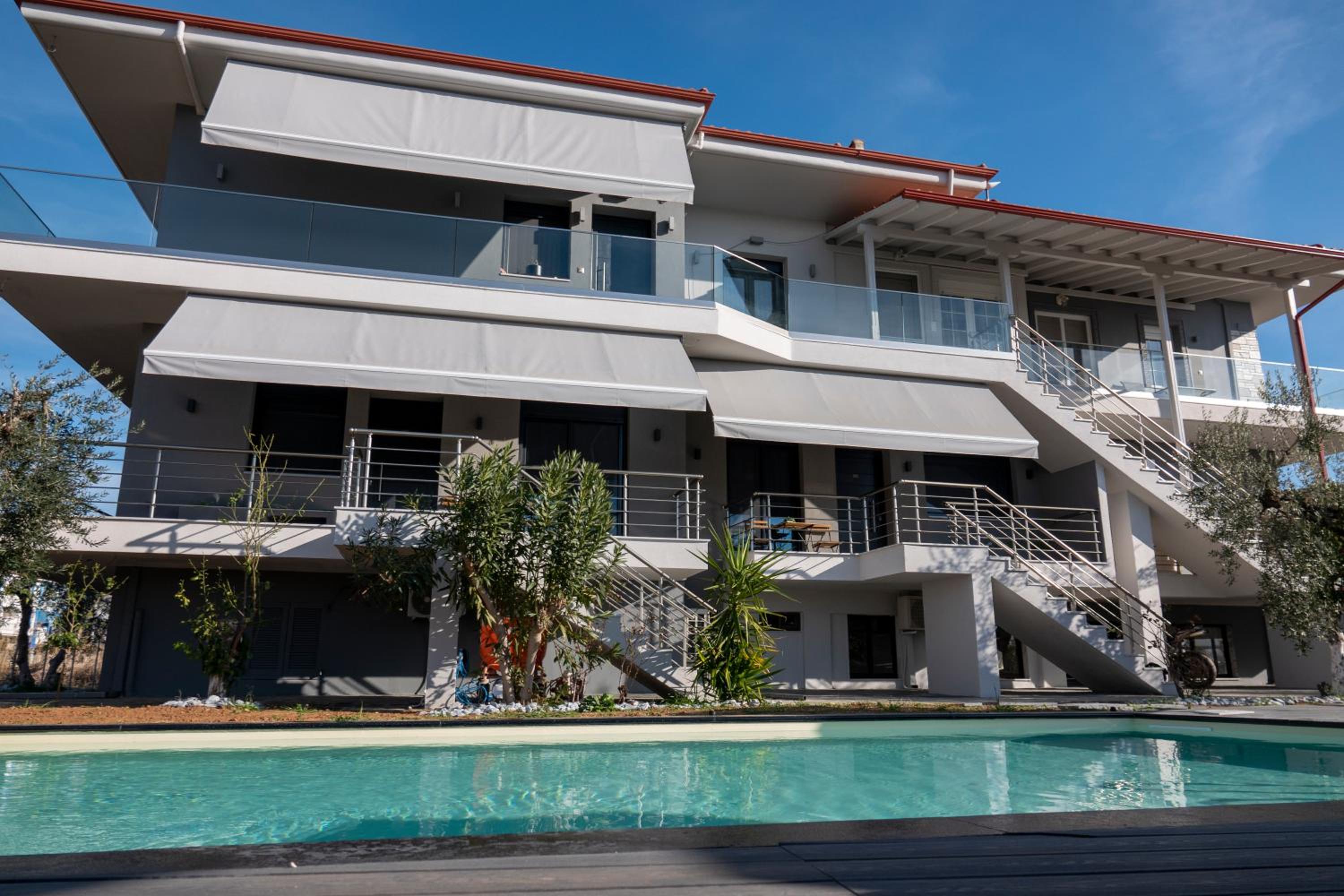 Berries Luxury Apartments