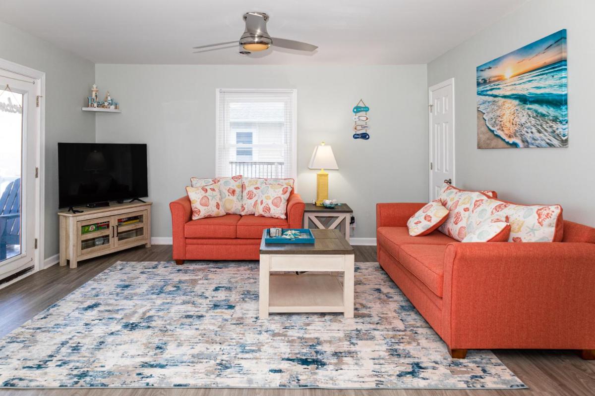 Ocean Breeze Cottage - Ocean View Home with Private Pool and Fire Pit view 5