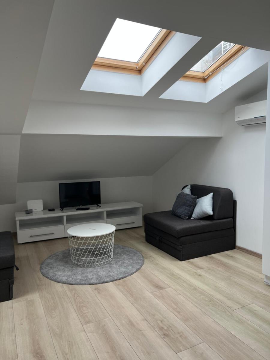 Apartment J.J view 3