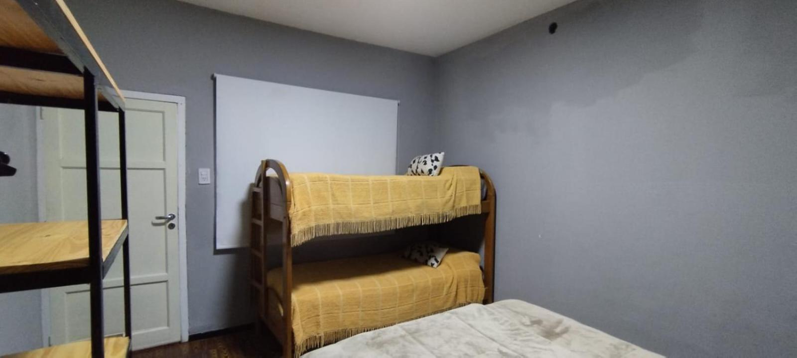 Casa Céntrica Ideal Familias Estacionamiento para 3 vehículos Ubicación Premium