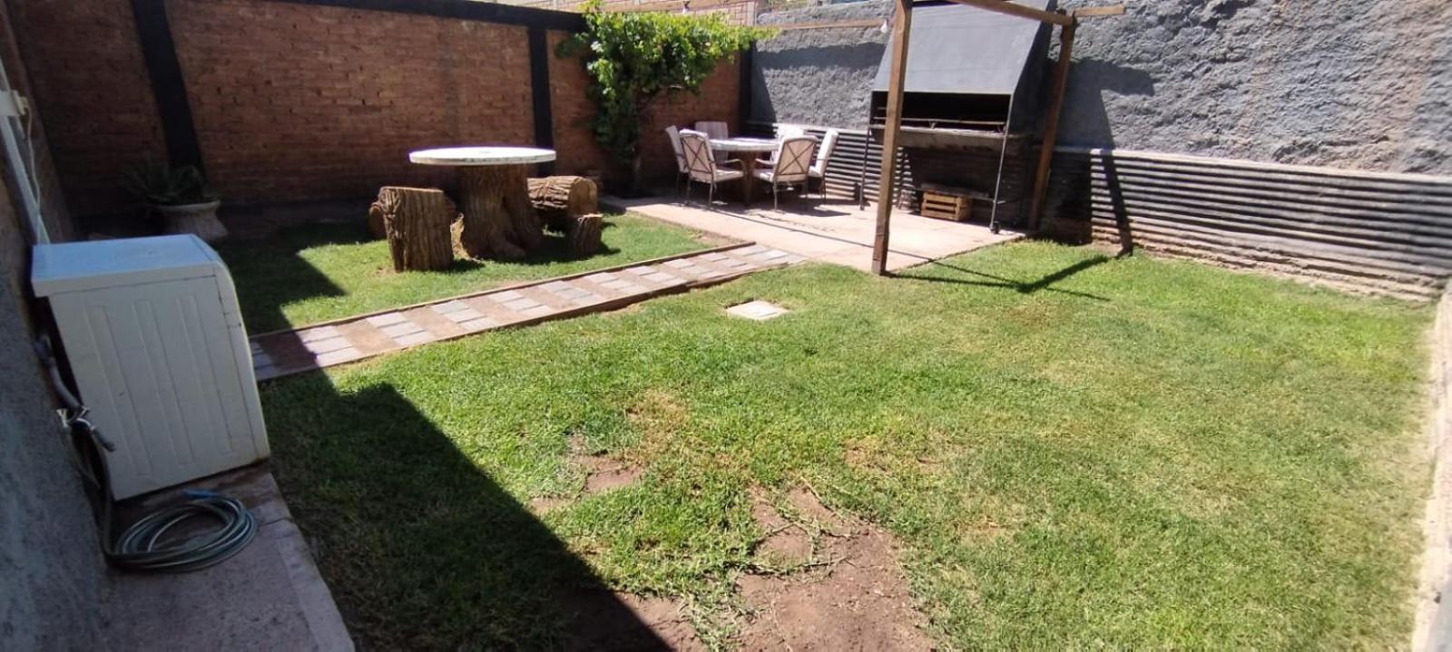 Casa Céntrica Ideal Familias Estacionamiento para 3 vehículos Ubicación Premium
