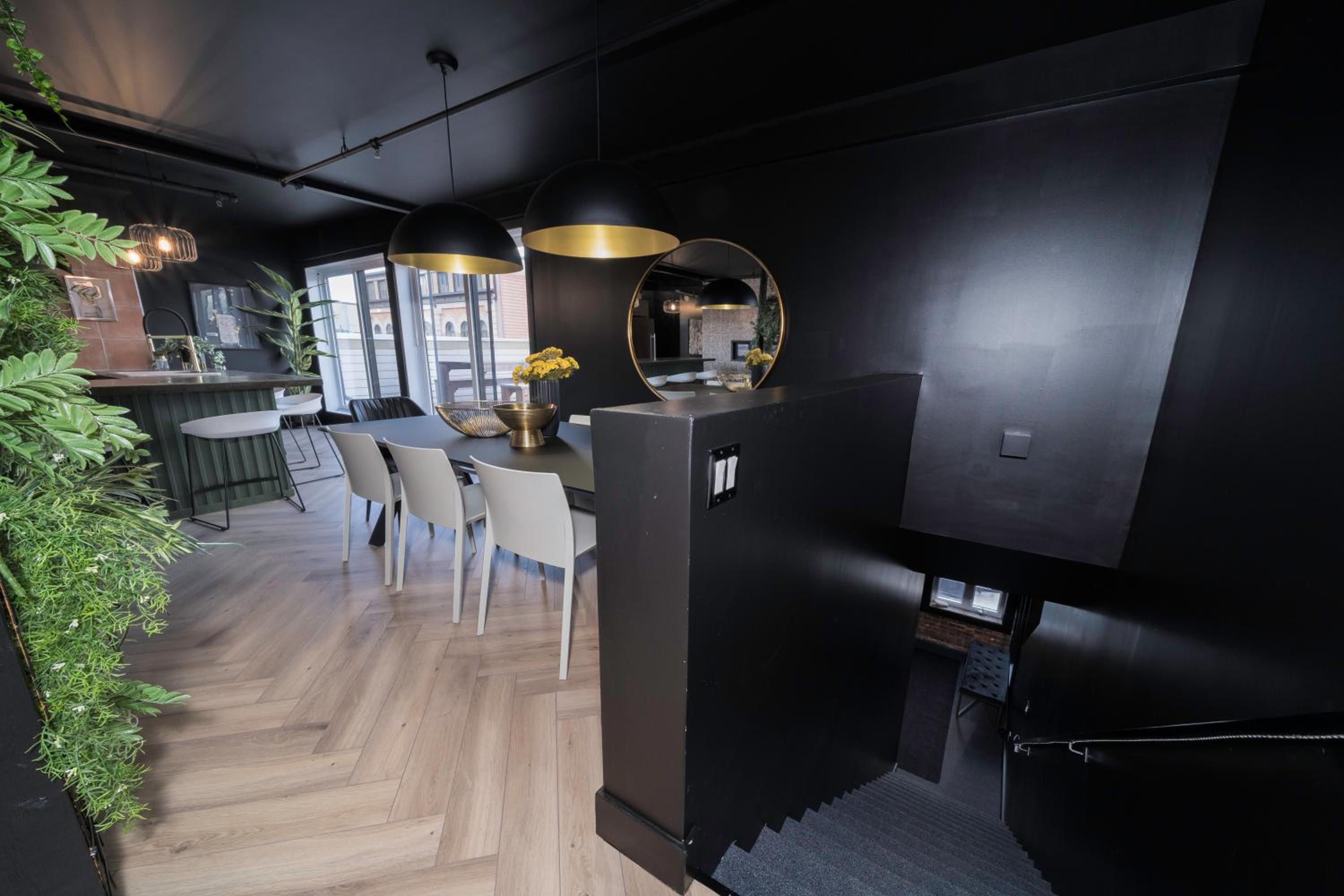 Deluxe Penthouse / / 2 in 1 Downtown Quebec City