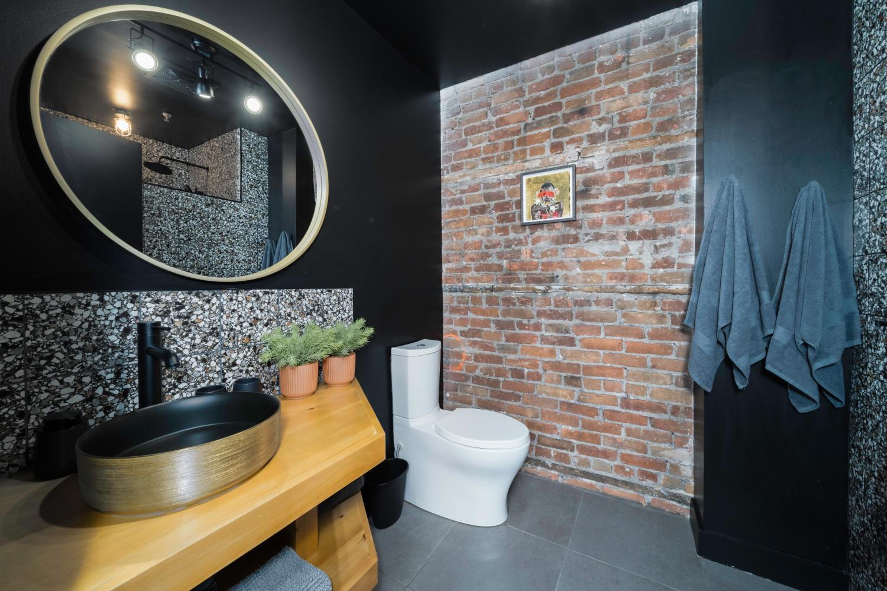 Deluxe Penthouse / / 2 in 1 Downtown Quebec City