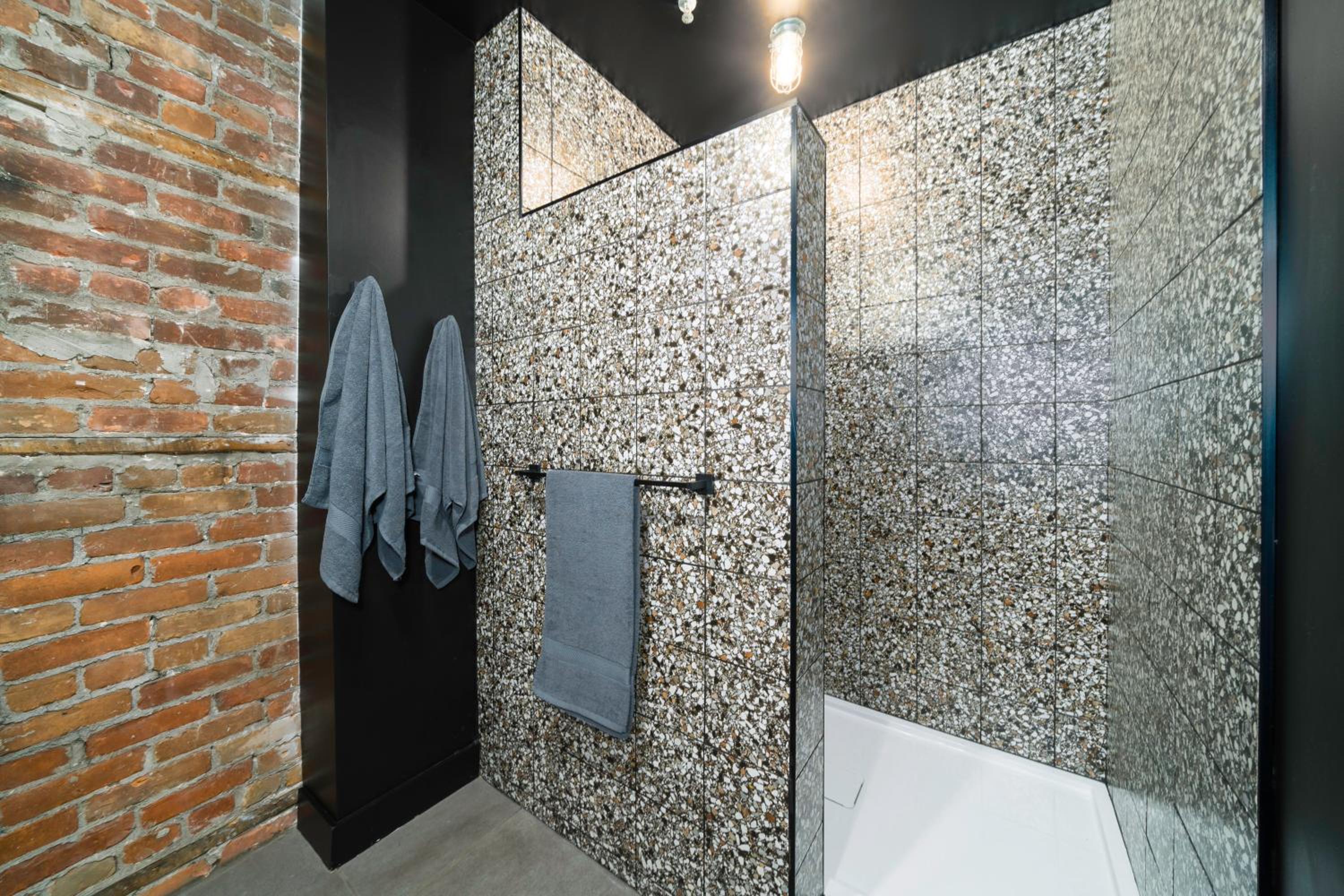 Deluxe Penthouse / / 2 in 1 Downtown Quebec City