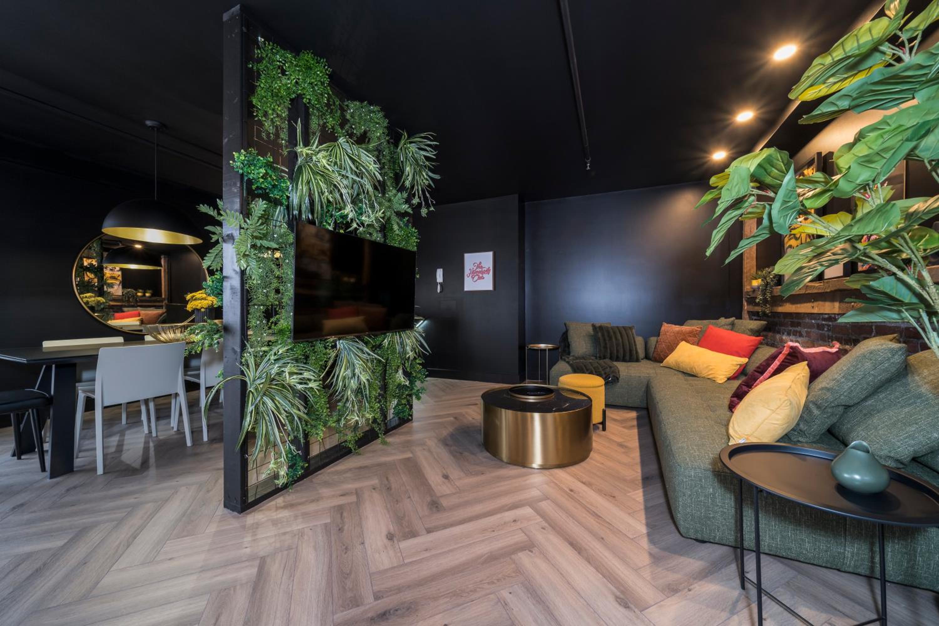 Deluxe Penthouse / / 2 in 1 Downtown Quebec City
