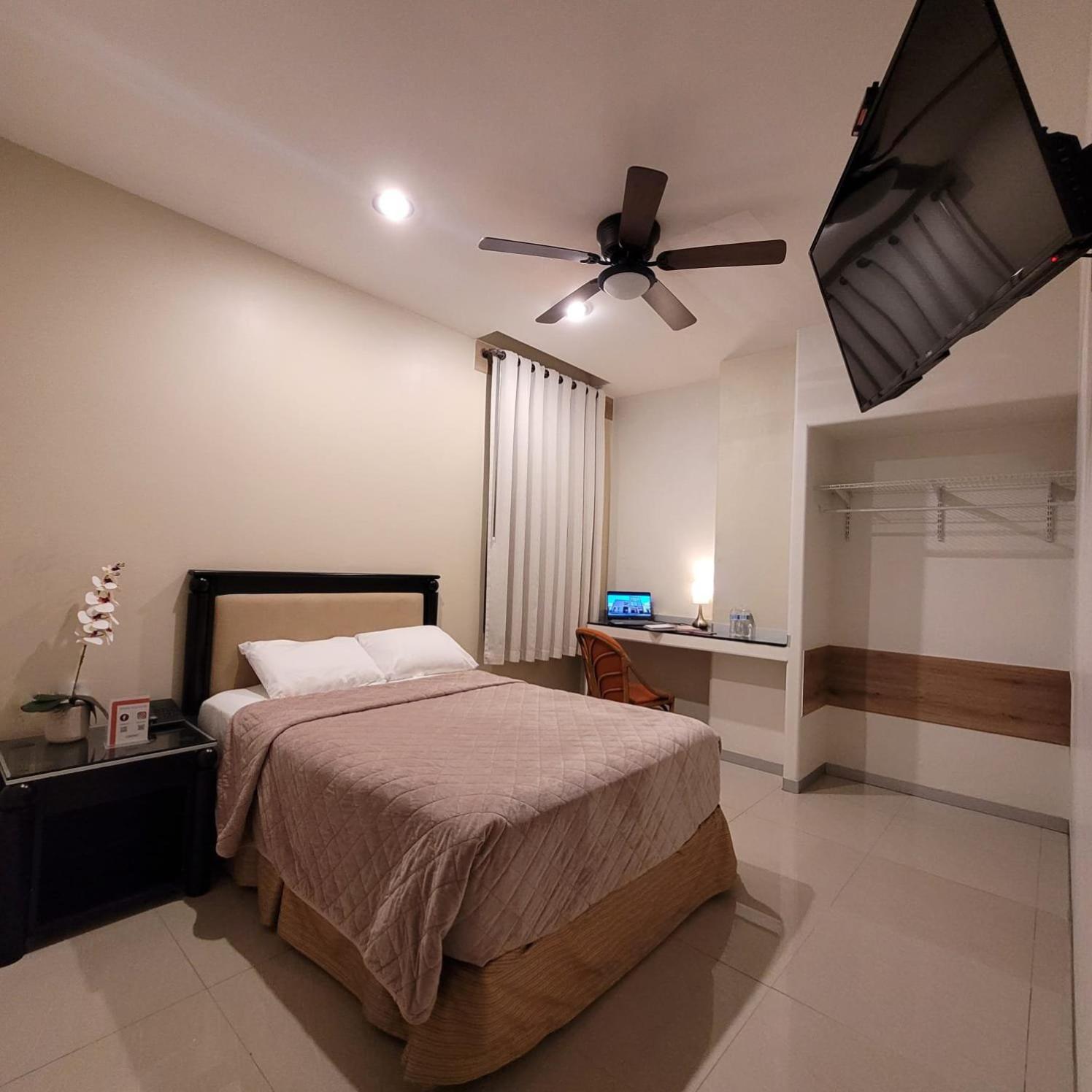 Hotel CH, photo 5