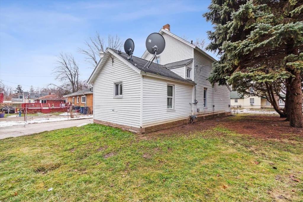 White House Bungalow