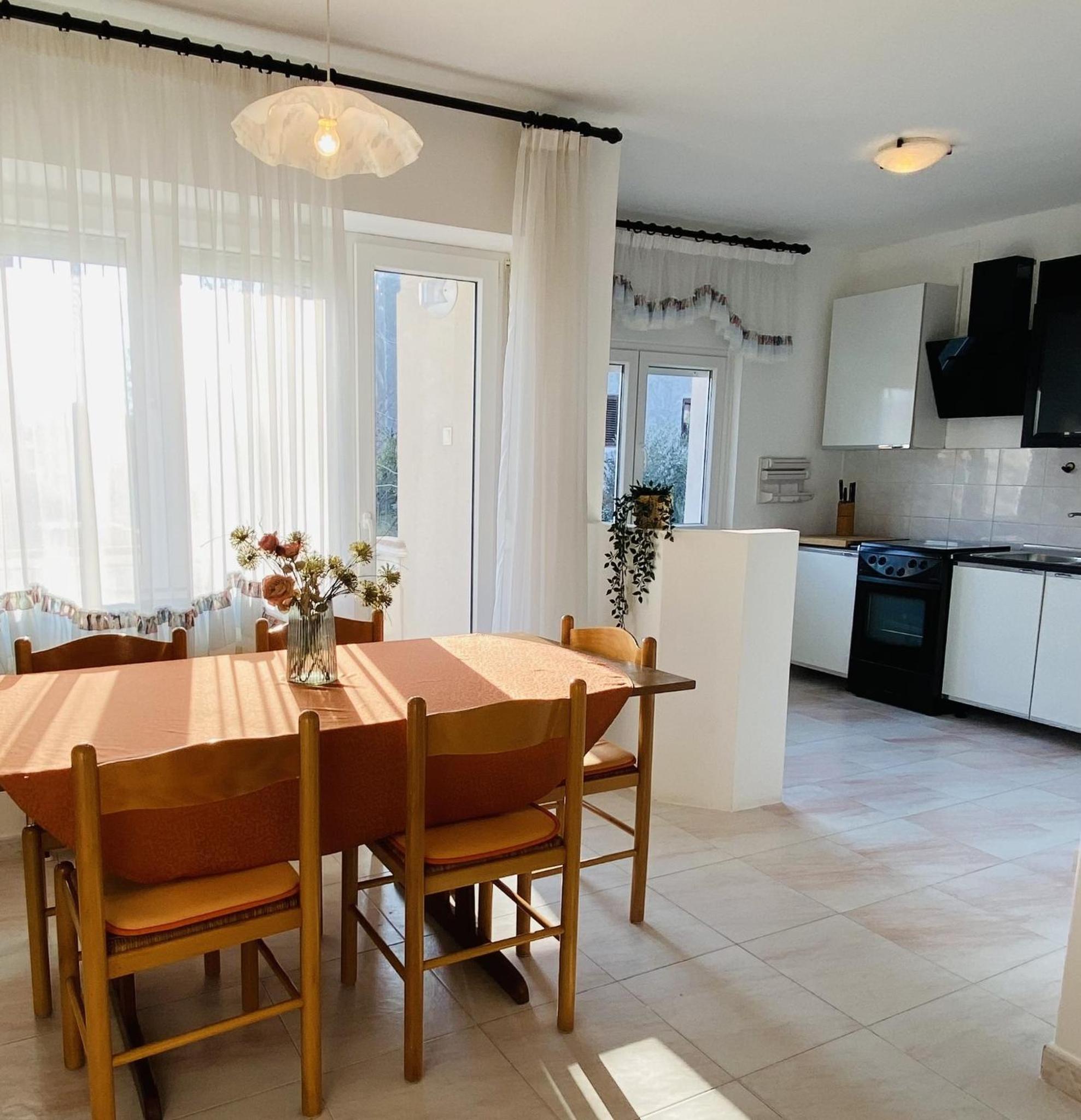 Great Holidays at Apartments Nada&Metti in Medulin view 2