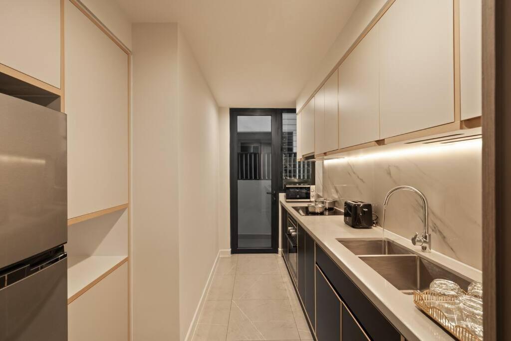 Zenity Apartel Dist 1 by SSens