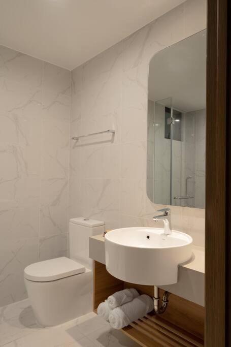 Zenity Apartel Dist 1 by SSens