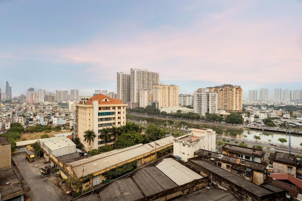 Zenity Apartel Dist 1 by SSens