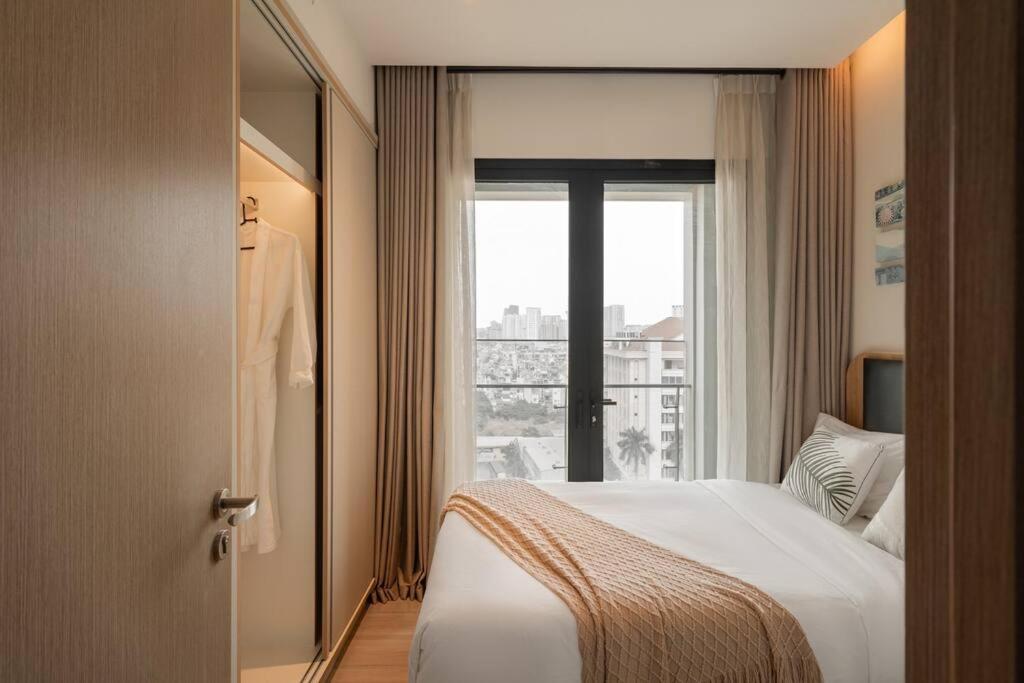Zenity Apartel Dist 1 by SSens