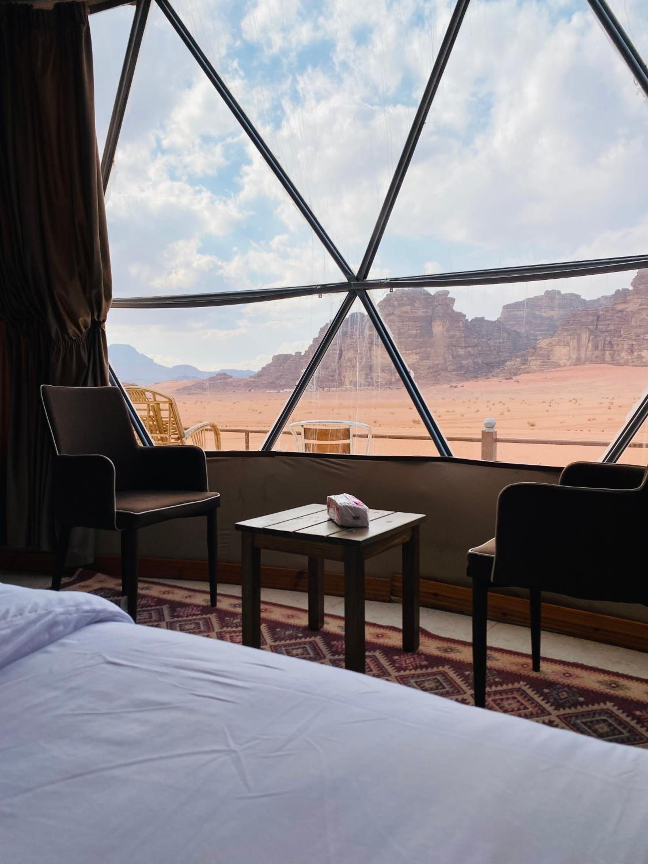 Rum Elegant luxury camp view 2
