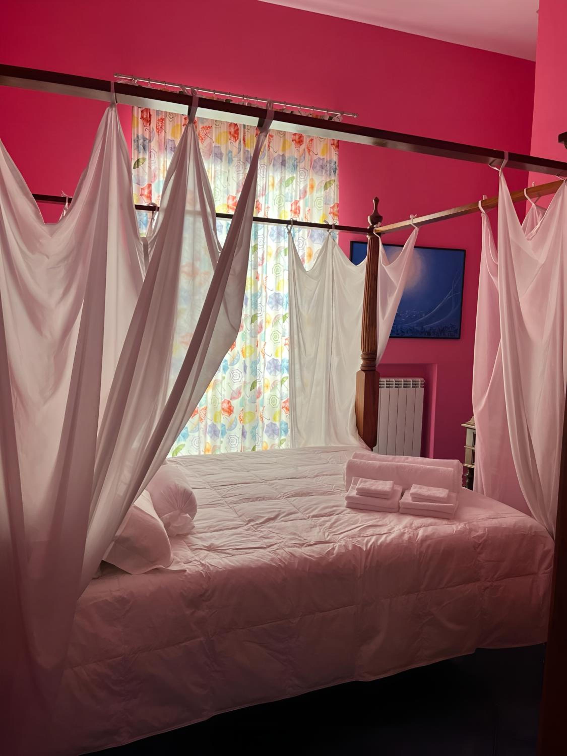 The Rooftop Terrace b&b Double Rooms Private Bathrooms and an equipped Roof Terrace photo 4