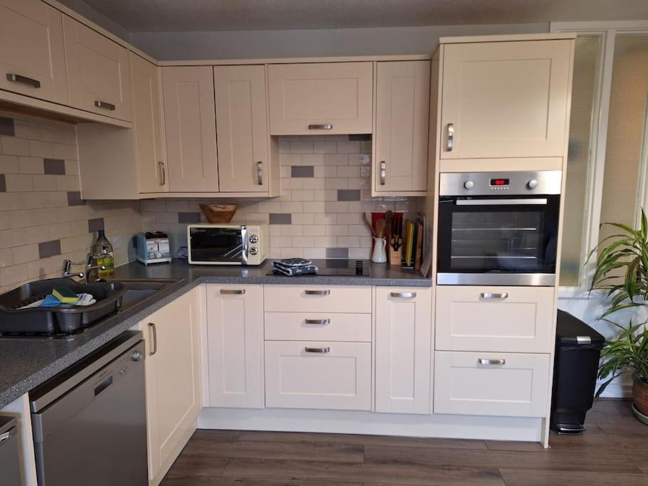 Two bedroom apartment close to the beach