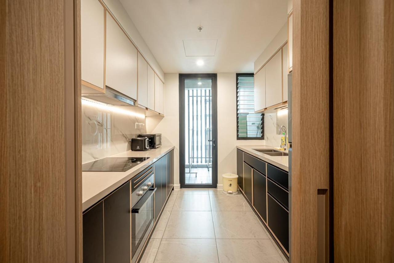 Zenity Apartel Dist 1 by SSens