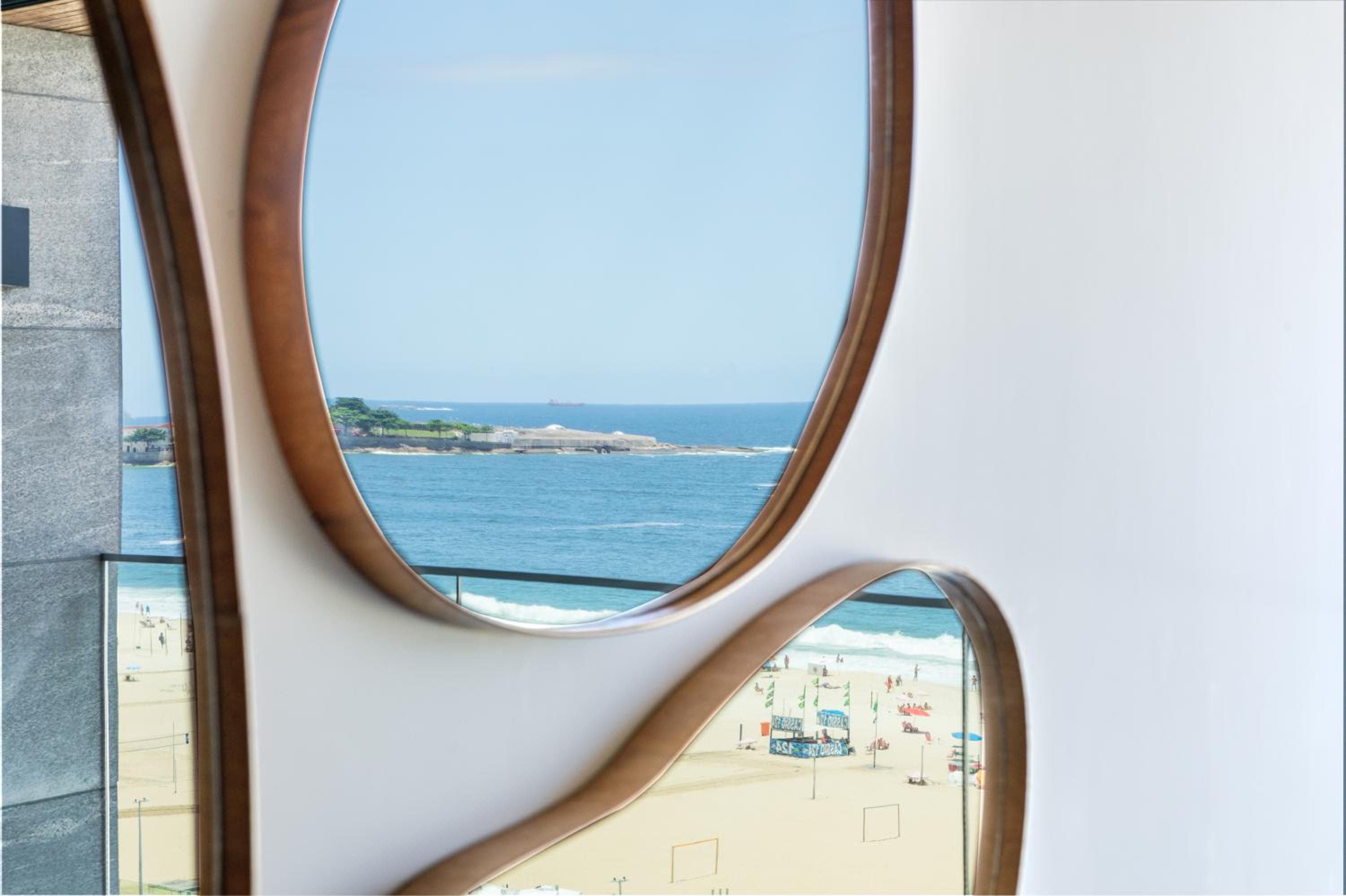 Apto Lux Atlantica Frente Praia Copacabana